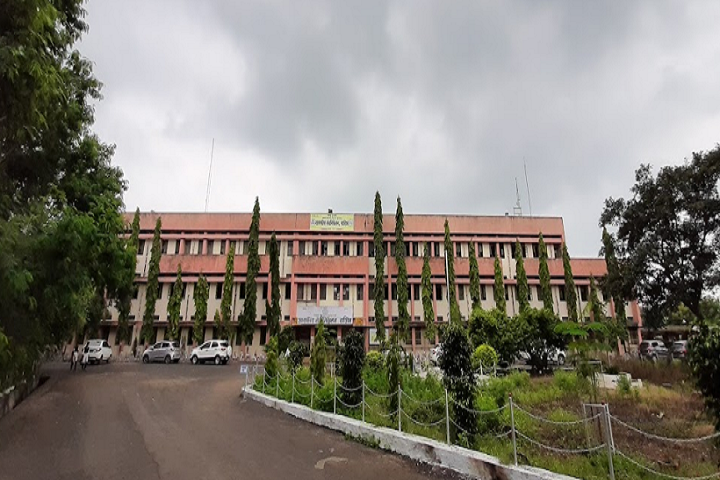 https://cache.careers360.mobi/media/colleges/social-media/media-gallery/11281/2021/1/2/Campus View of Government Polytechnic Washim_Campus-View.png